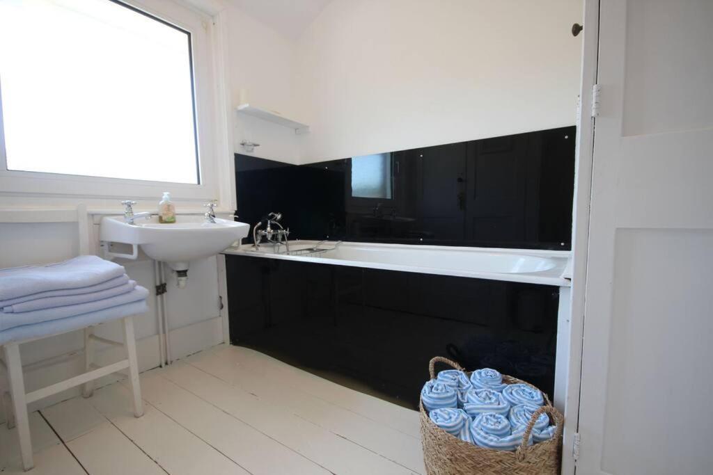 Villa Downsview Kingsdown  Esterno foto